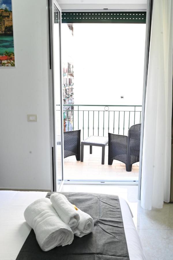 Solymar B&B Νάπολη Εξωτερικό φωτογραφία